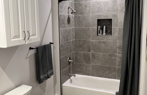 Rancho Bijou Casa | Terrific brand new 4-bedroom house with WiFi in South Lake Tahoe