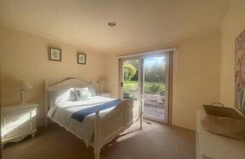 Frankston South Casa | MVC13 Oceanview 4B2B Two-story House with Big Balcony!