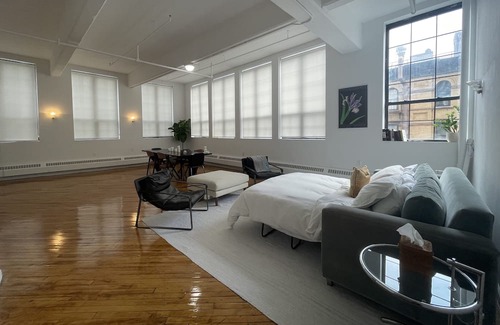 Hoboken Apartamento | Brooklyn: Gorgeous, Classic Corner Loft