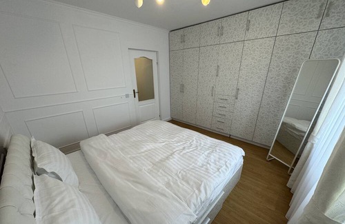 Bistrita Apartamento | Private building - Apartment - spacious and newly renovated