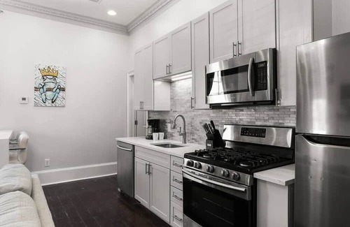 Faubourg Marigny Condominio | Perfect Marigny Pied-de-terre!