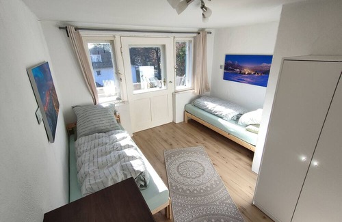 Garmisch-Partenkirchen Apartamento | Apartment 'Ferienwohnungen Alpspitzblick' with Mountain View, Shared Garden and Wi-Fi