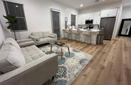 Laveen Village Apartamento | Beautiful Casita with Mountain Views. 15 to 20 min from the airport