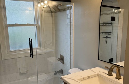 Roselawn Finance Casa | Charming & Cozy Cape Cod!