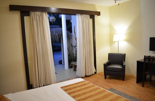 Kelaa Hotel | Holiday Home Kelaa Retreat