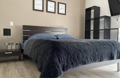 Carmen Apartamento | Habitación con Baño Privado y Estacionamiento