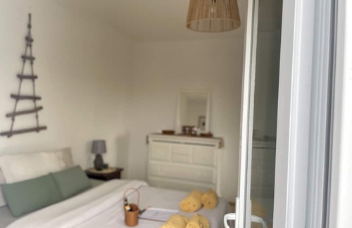 Aljezur Cabina | Casa Cacau’s T1 in Arrifana,Aljezur