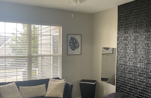 Roselawn Finance Casa | Cozy Luxury 1-bedroom apartment with fitness room, WiFi in beautiful Cincinnati