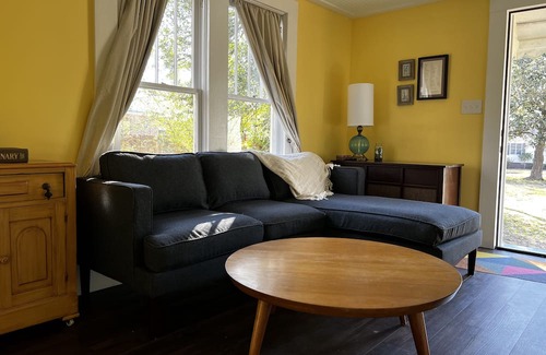 Hattiesburg Cabaña | Bright and cozy space to rest in the heart of Hattiesburg.