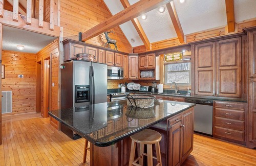 Houston Casa | Smith Lake Getaway - Tranquil property on quiet cove