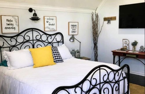 Westwind Casa | Quiet community lodging located minutes from beautiful beaches.