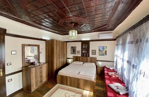 Berat Casa | Guest house Semani
