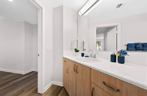 Marina del Rey Apartamento | Bleu Mer Spacious Beach view