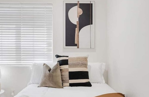 Los Angeles Apartamento | Scandinavian Top Unit Apt! Game Table + Parking