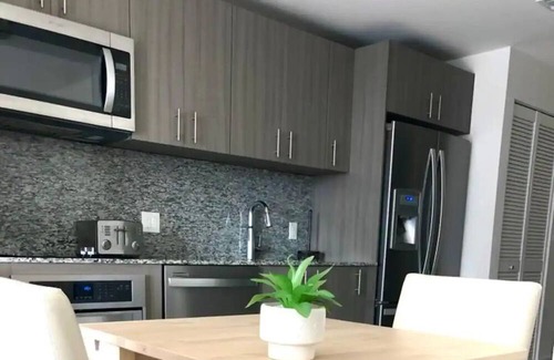 Doral Apartamento | Brand New Studio Great location