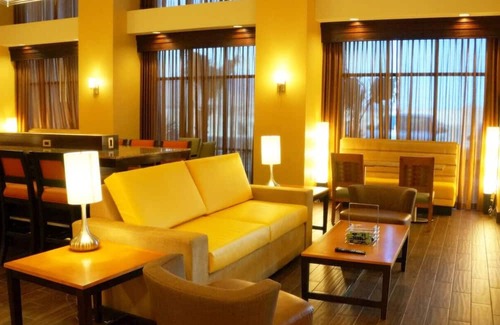 Kingman Casa | Scenic Road Trip Stop: Comfy Suite with Free Breakfast, Pool | 2 Units