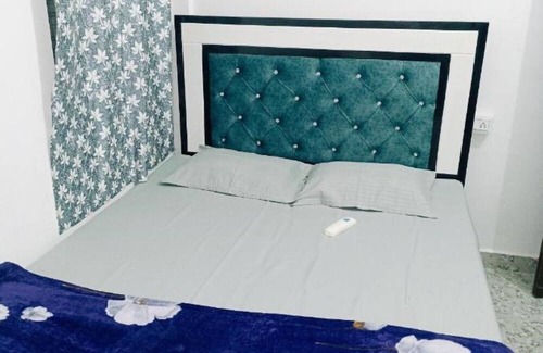 Varanasi Casa | Shree KB Guest House Varanasi