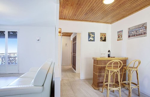 Montesquieu-des-Alberes Casa | Wonderful private villa with private pool, WIFI, TV, terrace, panoramic view and parking