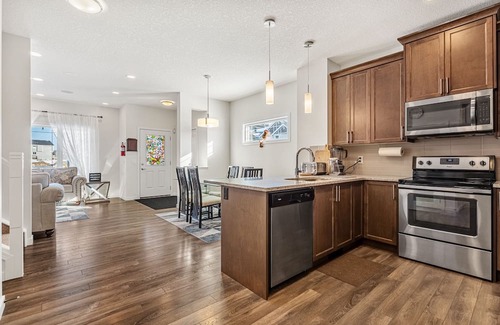 Cochrane Casa | Kid-Friendly 3BR Duplex: Explore Rockies, Cochrane Charm & Calgary