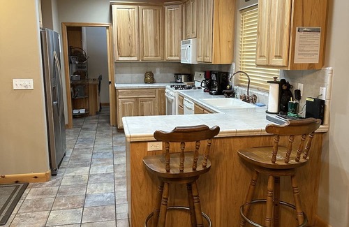 Susanville Casa | BEAUTIFUL LAKE VIEW IN LARGE 2600 sq ft CABIN IN LAKE ALMANOR COUNTRY CLUB