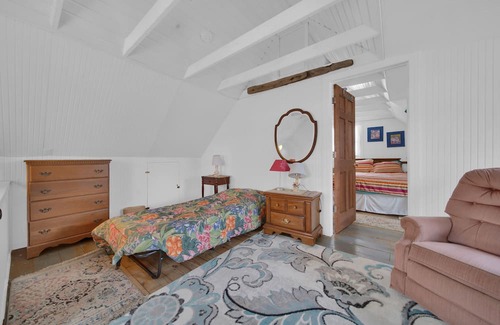 Lexington Casa | 2 cozy homes on Lake Huron!