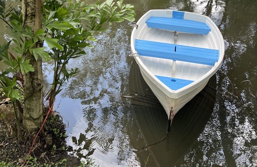 San Isidro de Grecia Cabina | EcoSky "Tranquil Retreat Near La Fortuna: Private Pool, Lake Access, and More!"