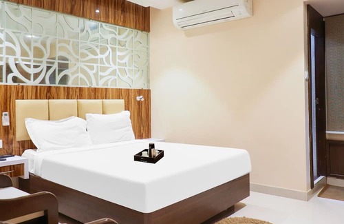 Eluru Hotel | Hotel Vihari HoVii