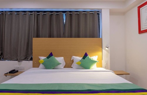 Hadapsar Hotel | Treebo Savali Inn Executive, Amanora