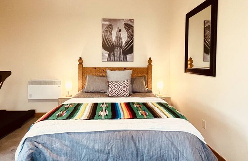 Mancos Casa | Valle Verde Mancos House in the heart of Mancos Valley. Pets Welcome!