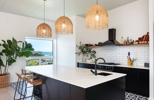 Emerald Beach Casa | Emerald Views 3- Jaw dropping ocean and island views , 200m to beach