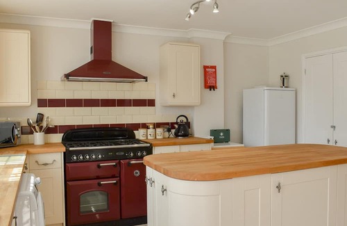 Lifton Cabaña | A charming apartment oozing character, located within the delightful village of Lifton.