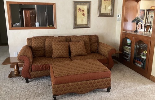 Bellbrook Casa | Tuscan/ Soft Contemporary style House on 2 acres 5 bedrooms and 4 bathrooms