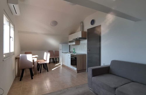 Susica Apartamento | Apartment Igi - in the beach camp: A2 Porat(6) - Susica, Island Ugljan, Croatia