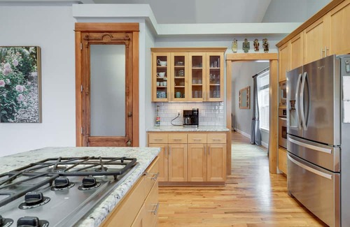 Silverton Casa | Silverton Home w/ View, 2 Mi to Oregon Garden!