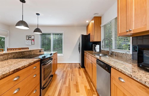 Nellysford Casa | Hemlock Hideaway with Wintergreen Advantage