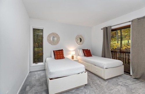 Nellysford Casa | Rabbit Run with Wintergreen Advantage