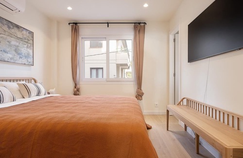 Puerto de Pollensa Apartamento | Voramar 47 Stunning Seafront 3 Bed Apartment on Port Pollença's Iconic Pine Walk