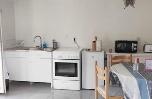 Miplaine Apartamento | 2 Pièces Avec Jardinet Proche Eurexpo et Stade