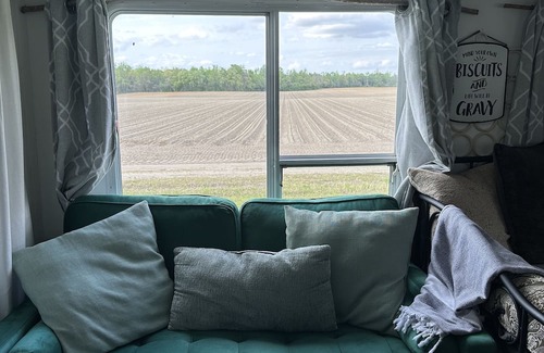 Snow Hill Casa | Cozy RV in Snow Hill