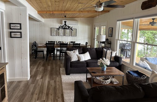 Willsboro Cabina | Cozy 3-bedroom waterfront cabin in charming Willsboro