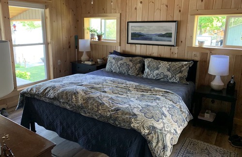 Willsboro Cabina | Cozy 3-bedroom waterfront cabin in charming Willsboro