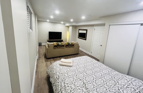 Oakville Apartamento | 4C - Comfy, Cozy, Clean and Capacious