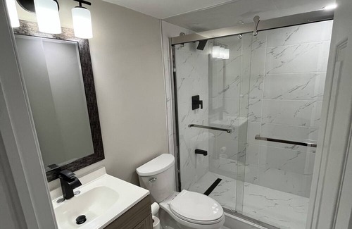Oakville Apartamento | 4C - Comfy, Cozy, Clean and Capacious