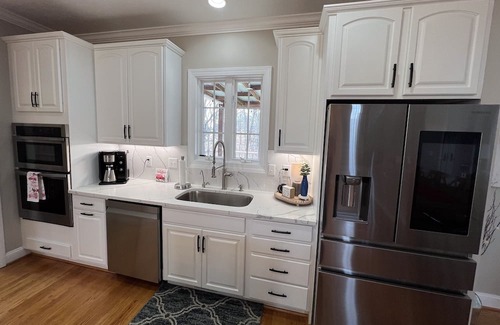 Blacksburg Casa | This house is a 4 bedroom(s), 4.5 bathrooms, located in Blacksburg, VA.