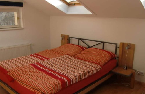 Berliner Vorstadt Apartamento | Fairytale forest house with sauna