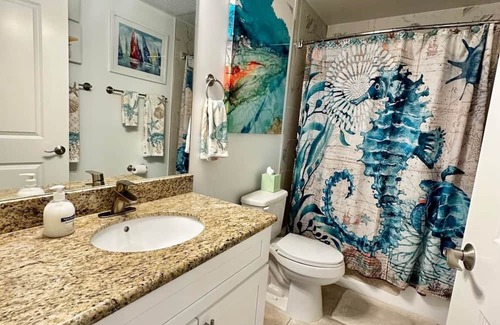 Henderson Point Apartamento | #732 Beautiful corner 2 bedroom beach front condo
