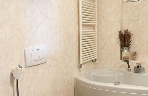 Sala Al Barro Casa | Residence of the 2 lakes