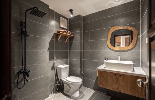 Trang Tien Apartamento | HOME KEY Hanoi Center with Private Pool