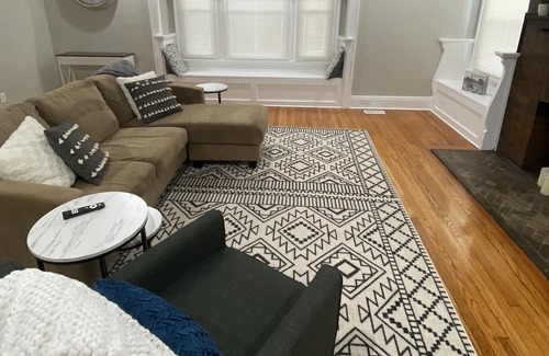 Hough Casa | University Circle Gem