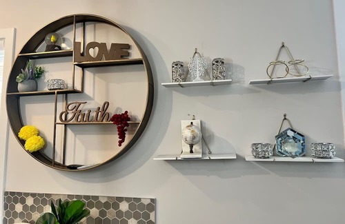 Ottawa Division Casa | Cozy 6 bedroom house!